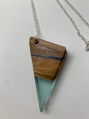 J103-RESIN/WOOD JEWELLERY -VALUED AT $20.00 EACH