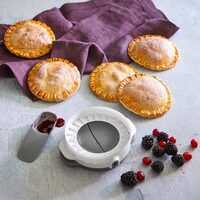 How to Use the Pampered Chef Hand Pie and Pocket Maker